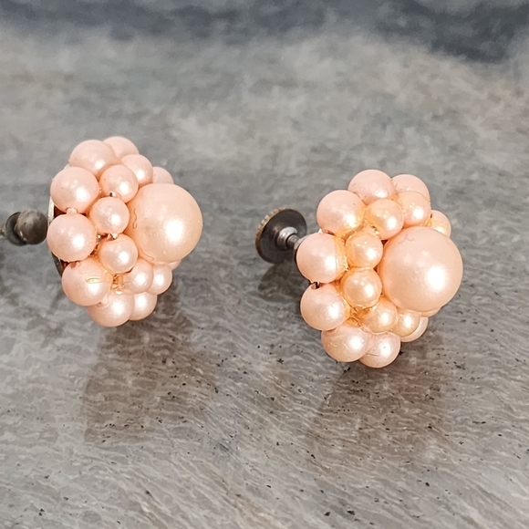 Vintage Pink Cluster Screw Back Earrings - Picture 2 of 7